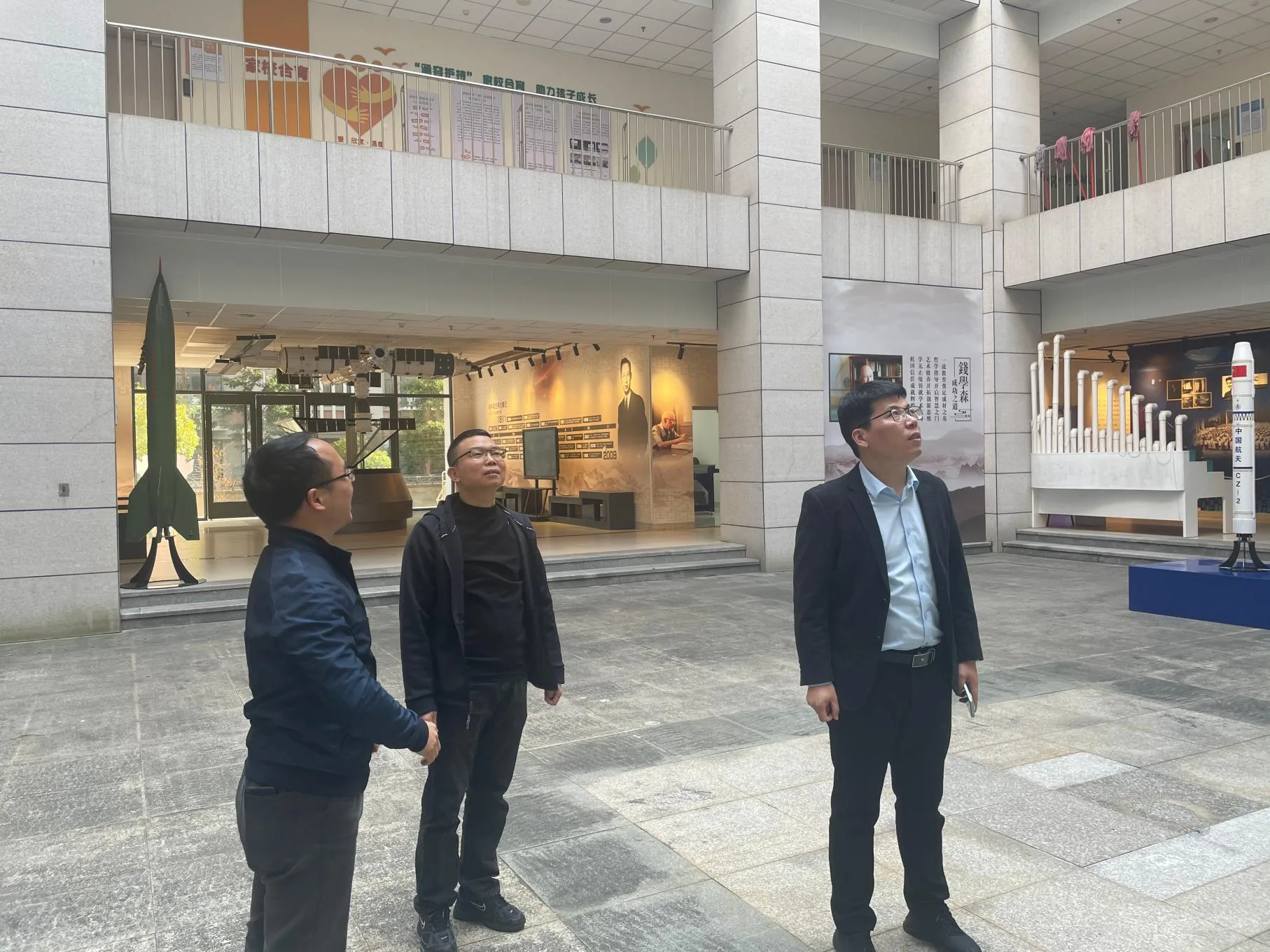 泉州数字研究院走访调研泉州第五中学